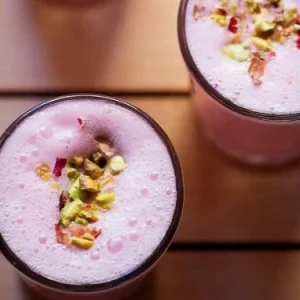 ROSE LASSI